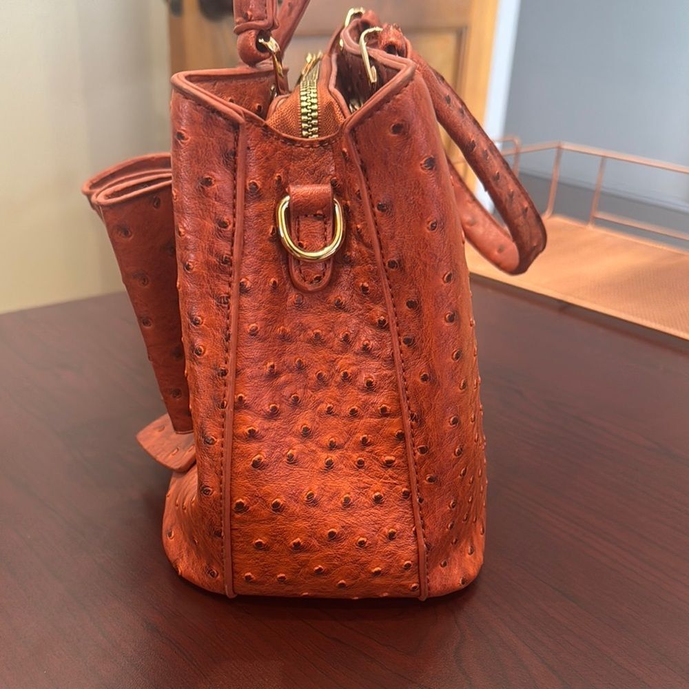 Elegant Orange/Brown Bow Handbag - Picture 4 of 12